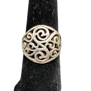Vintage Cut Out Scrolls Sterling Silver 925 ring size 7.5